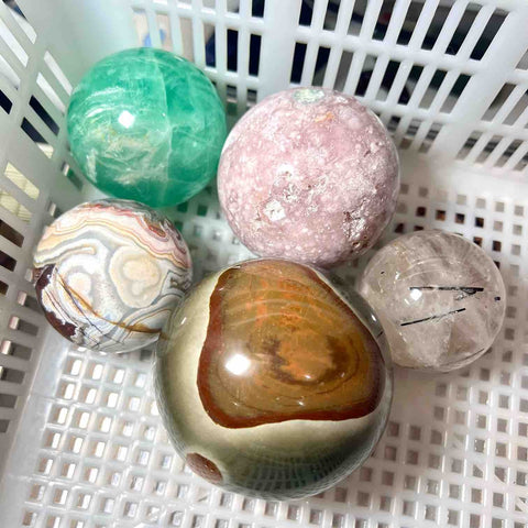 Quality crystal spheres wholesale