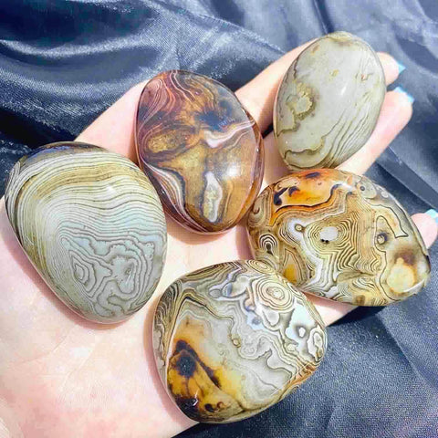 Silk Agate Palm Stone